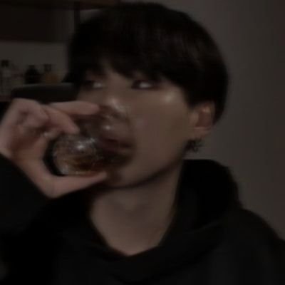 .𓄼 ﹒↠ 𓂃
₍₍...️₎₎ ꒰ currently really busy being gay with my gf, worshipping bts, shitposting and simping for my bestie @DlORKOO 😩😩 ꒱ ࣪𓏲ּ ᥫ᭡ ₊ ⊹ 𓂃