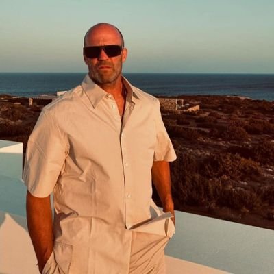 Jason Statham (/ˈsteɪθəm/ STAY-thəm; born 26 July 1967) is an English actor. He is known for portraying characters in various action-thriller films who are typi
