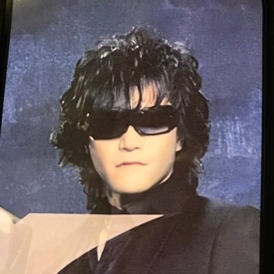 無言フォロー失礼致します。 X JAPAN 1993年から熱狂的なファンになりました。ToshIさん歌声 人柄 魅力を感じました。YOSHIKIさん 神とかしか思えない方です。 X JAPANのファンと交流できればと思います。 後は、キャンプ釣りに興味がある方と交流できればと思います。🏕🎣