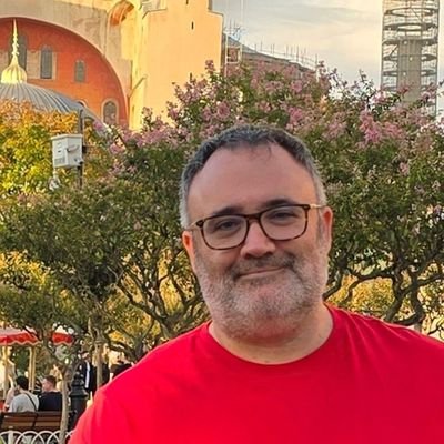 No hablo con carteles y a los homófobos, machistas y TERF por principios, los detesto.
@manuel_mg1980