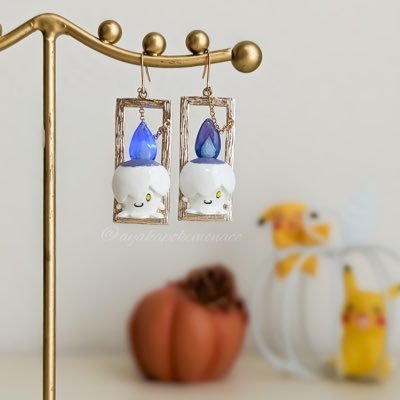 ポケモンモチーフのハンドメイド作品を #春待月華のポケモンアクセサリー 4割、#春待月華のポケモンインテリア 2割、#春待月華のポケモンファッション 1割、#春待月華のポケモン日記 1割、通常アクセサリー1割、その他雑記1割で投稿 コナン、ジブリ、薬屋、天官賜福も好き 日常雑多は@pianosukida