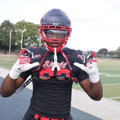 59reasonz's profile picture. 6’4||255 LBS || DE- EDGE RUSHER|| 3.2 GPA|| CONTACTS zayhughes0@gmail.com || 2026📚