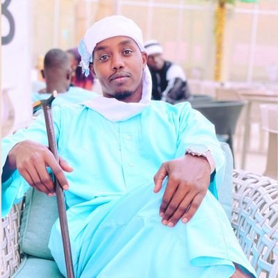 ســـــــــــــــــوداني الهـوية 🇸🇩 أفـــــــــــــــــريقي الهـوى
فقيرٍ إلى الخـــــــــــــــــالق _ غنيٍ عن المخــــــــــلوق