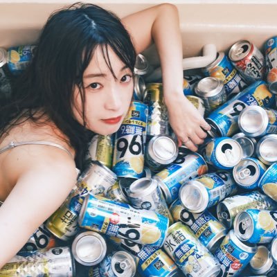 happy little boozer.フリーランスモデル。撮影のご依頼、コラボ案件、企画等随時募集中。カッコいい成分とふざけた成分で構成されてます。
