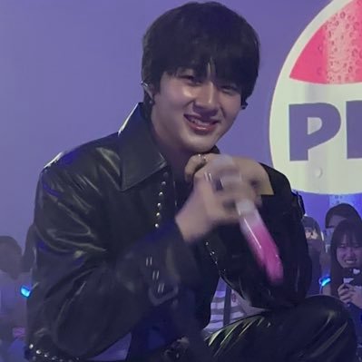 Jeynchon's profile picture. ꒰ @CwrNew @zee_pruk ♡ ꒱🌈✨ #PiXXiE 🧚 #HRK 🐡