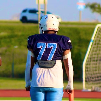 C/O 2027 | Wichita East HS✈️ |DL & OL| 6’3 255 |#77|Wrestler🤼♂️| Shot-Put🪩| #GRITTIN ryanslaughter1738@gmail.com | https://t.co/QzFIsXQdso