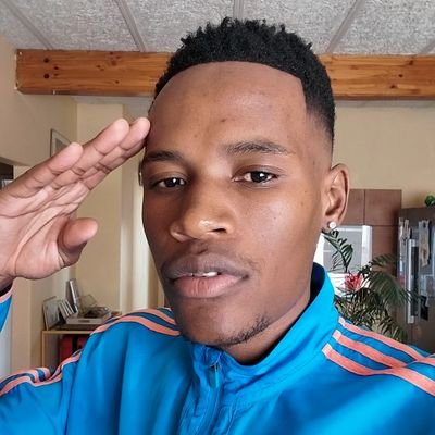 Tie-Loathing adventurer|Motivational Speaker|Self Proclaimed|social media influencer|who Believes in turning ideas into reality|Manchester city ®
