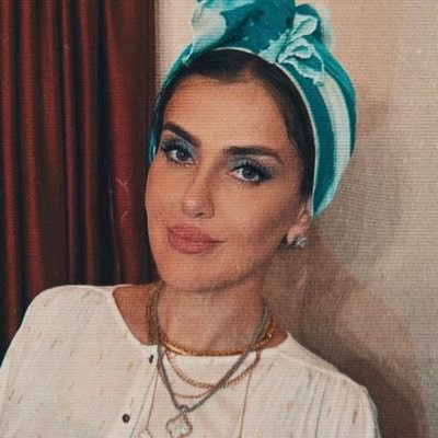✨ award-winning entrepreneur-designer- artist ✨ fashion, beauty, history, culture ✨ Islamic Art + Architecture certified (Oxford)