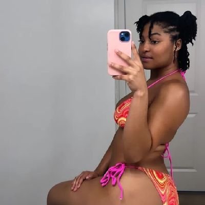 EmoriSplas91228's profile picture. Am dark