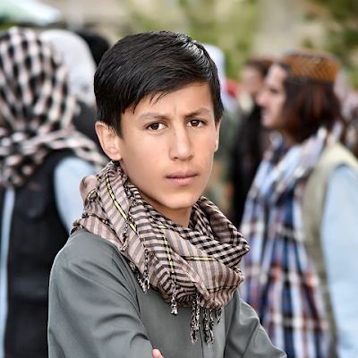 څوک چي در سره بد کوي, کوشش وکړه چي ته ورسره ښه وکړي ځکه چي د بدو انجام بد وي