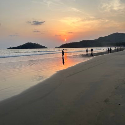 kalyan_iOS's profile picture. First earn money, then do anything in life. TaxPayer🇮🇳.  #Will block all fan pages