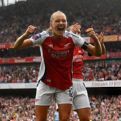 camsenal's profile picture. i rant about shows, sports and take pictures sometimes📸 she/her 23