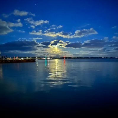 Apollsen's profile picture. 