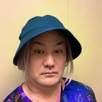 作・編曲家/中山加奈子さん、西川進氏に憧れBUCK-TICK今井寿氏の影響でシンセ、テルミンも操るSG愛用のレフティギタリスト/❤️スガシカオ、鬼束ちひろ、矢井田瞳、長澤知之、ヨルシカ、あいみょん、GLIMSPANKY、中田ヤスタカ、小林武史、池田あきこ先生(ダヤン)/無言フォロ🙇音楽&猫相互歓迎
