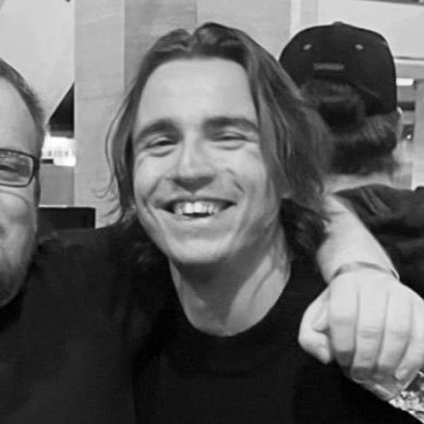 elliscreates's profile picture. youtube guy