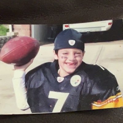 bigemohr1013's profile picture. #LetsGoPens #LetsGoBucs #HereWeGo #BurghProud #TeamMcGregor #MambaForever #WPIAL