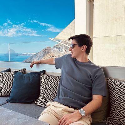 gcpperes's profile picture. MD 🩺 | Internal Medicine