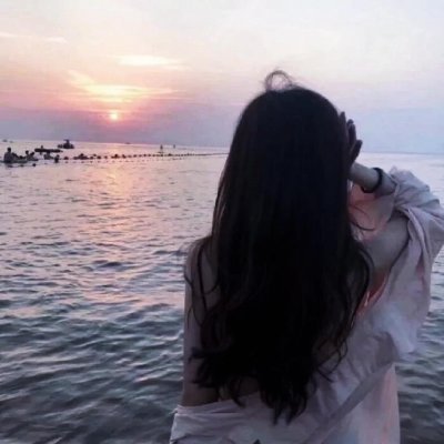 ActiveYvette's profile picture. 인생은 폭풍우가 지나가기를 기다리는 것이 아니라 빗속에서 춤추는 법을 배우는 것입니다.😇 #btc #Tesla