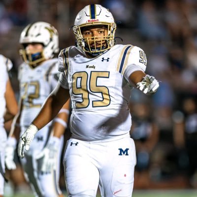 26’ | DT/DE | 5’10 220 | Email: joshuawillet08@gmail.com | HC @jakeganus | @MoodyFBall