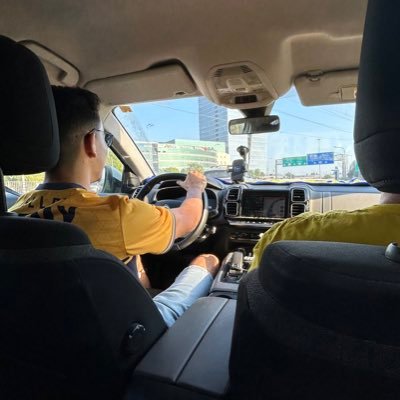 AmitB1110's profile picture. 