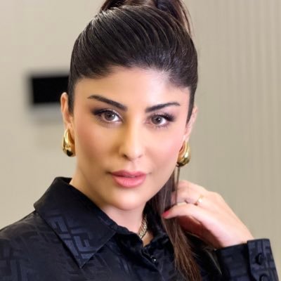 فنانة بدات خطواتي الفنية في السعودية من مسلسل الساكنات في قلوبنا... الى مسلسل العاصوف 💛💙