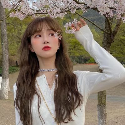 iziyuri1926302's profile picture. 私は既婚の若い女性です。もうすぐ30歳ですが、もう一度恋愛したいです。