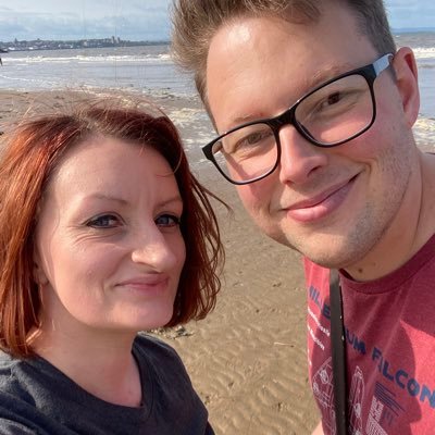 30 • ✨Yorkshire Lass✨• Craig ❤️🔥• Disney, Pizza, Games, Pokémon, Books • Priv; @thatmaeflowerx
