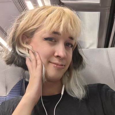 pheebmaxxing's profile picture. its pheebs (for real) ,no fucking way holy shit its pheebs like pheeb ,the person! thoughts expressed on this account do not represent those of @ph33bl