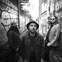 DELLA NOVA (@dellanovaband) 's Twitter Profile