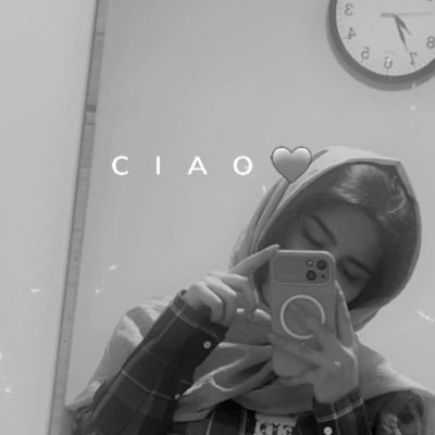 mnmhdis's profile picture. |•مگذار که غصه در میانت گیرد•|