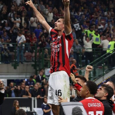 MIguelLT05's profile picture. Experto en perder el tiempo viendo tv, jugando en la compu o viendo fuchibol xd

 FORZA MILAN🔴⚫🔴⚫

Esperando el dia en que vuelva Tonali 🕊🕊🕊

Hao👋👋👋