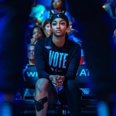 Eyitayo2003's profile picture. Football lover ⚽
Follow me and I follow back

Web 3.