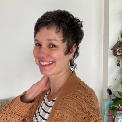 Translating Hispanic lit | Co-founder @NetworkEmerging | Fellow @RSLiterature | Mentor | Lover of wine & crisps