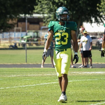 bet_hp11's profile picture. CB @FRC_FOOTBALL | 5’11 | 180 | 40 yard:4.5 | 3.0gpa | 775-335-7199 | NCAA ID# 2211732156 | #JUCOPRODUCT