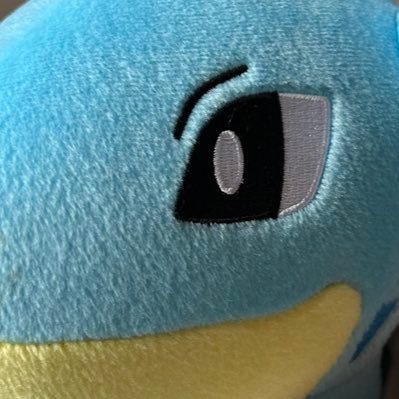 2022.5.1に1年半振りに復帰、2022.10.2にTL50になりました。主に天神、筑紫野、太宰府で活動しています。GBLはやりません。交換は西鉄二日市から天神 、地下鉄赤坂はすぐ行けます。TL40(17.11.28)経験値7億(25.7.30)金ジム350(25.4.27)捕獲100万匹(25.7.7)