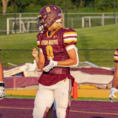 Avon Grove ‘26 | Football | 6’4 225 | TE OLB | GPA 4.27 | 1350 SAT |