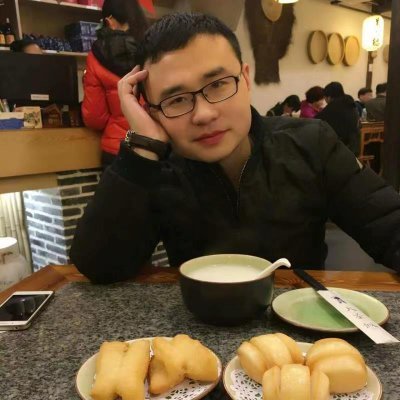 PhD in Physics, TU Dresden (2019). Currently a Professor at BISTU, China. Passionate about optoelectronics such as LEDs, lasers, and photodetectors.