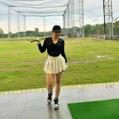 FrancheskaStua1's profile picture. ❤️The way to get started is to quit talking and begin doing❤️