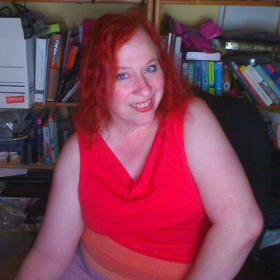 Love knowledge, justice. Hate scammers and those who punch down. Trans software architect with awesome nuclear family. 🍁🏴 She/her
