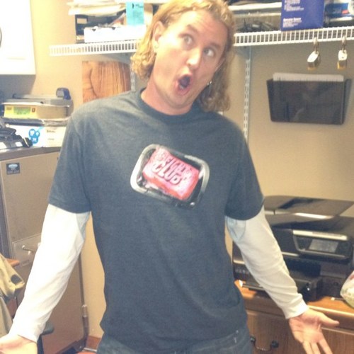 Dontbeadickwade's profile picture. Just a good guy to know.