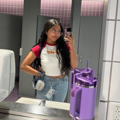 23 ♐︎ || usc ascj ‘25 || she/her/hers/ella 。・:*:・゚★