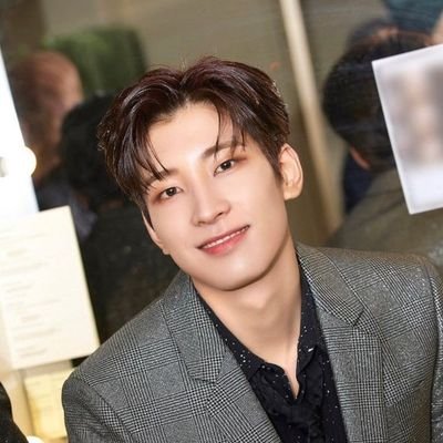 BNS:@buylagyu 12.17.22 finally saw svt🫶 mahal na mahal ko sebong guys naiiyak ako