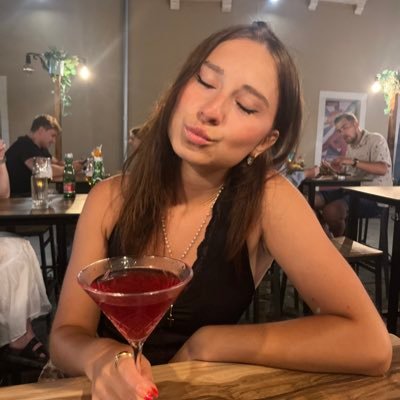 leonie_lbn's profile picture. coucou