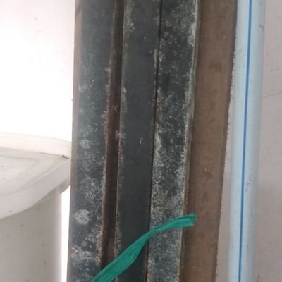 naurarizky361's profile picture. 