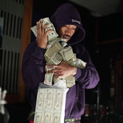 mollyywrld's profile picture. was @marcuspenford