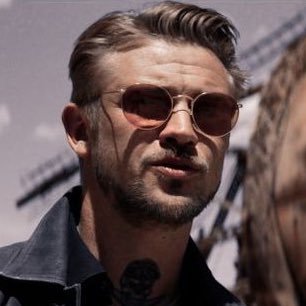 “Jesus, Wolverine, seeing you like this just breaks my damn heart. ...” 21+age. GamerMan🎮 X-Men (Parody) Lover❤️: @DaisysinFangs ❤️❤️❤️🥰🥰❤️