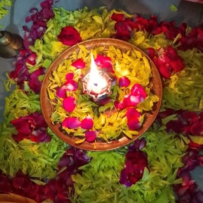 rakeshrok20's profile picture. It's good to be bad.

Married