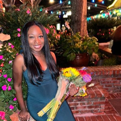 👩🏾‍💻 in Tech | & Nail Tech| Game recognize game Granddad and you lookin’ real unfamiliar .