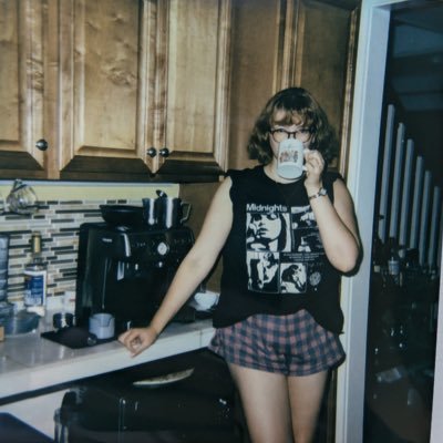 i like taylor swift and a couple other things ✨TTPD, lover, and evermore stan 🤍💖🤎