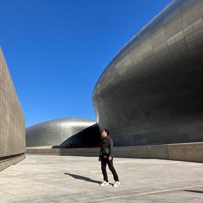 airulahmad's profile picture. In my Eras era 🇵🇸 #the1989WorldTourSingapore N2 #reptourtokyo VIP 2 N1 #TheErasTourSG N5 #TheErasTourUK N6